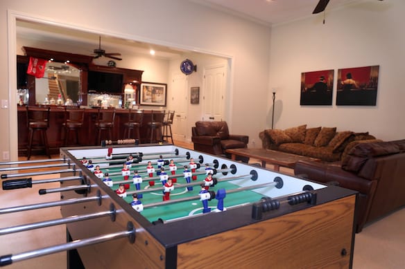 Simply Stylish Home-At The Bar With Andrew Feinberg-01