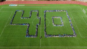 AIS students and employees create a 40th photo to celebrate the anniversary. Credit: Atlanta International School