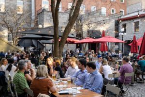 Outdoor cafes, boutiques and entertainment venues are part of the Byward Market area.